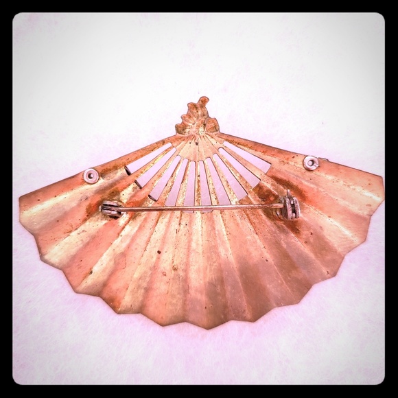 Vintage Gold Fan with Bow and Silver Brooch - Picture 2 of 4